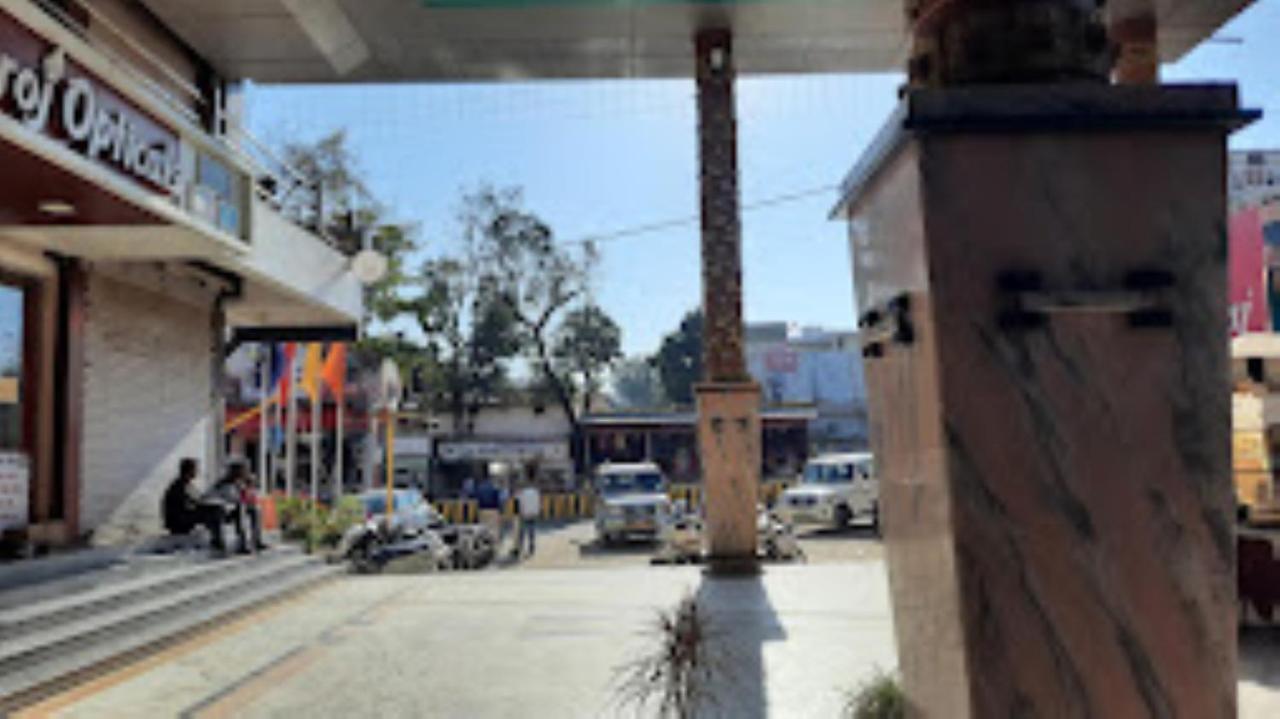 Hotel Shambhavi , Madhya Pradesh Betūl Екстериор снимка