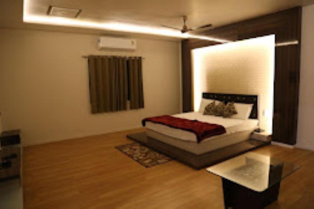 Hotel Shambhavi , Madhya Pradesh Betūl Екстериор снимка